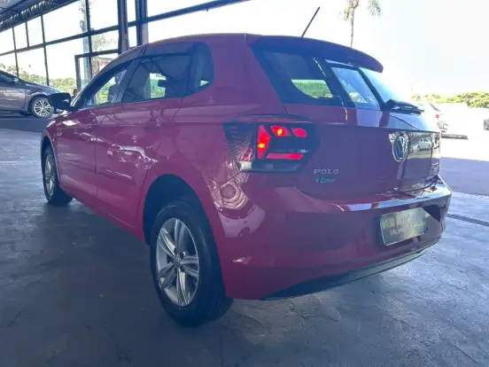 VOLKSWAGEN-POLO-2018