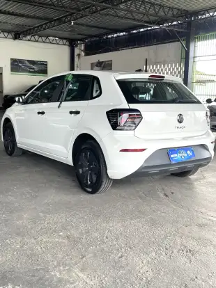 VOLKSWAGEN-POLO-2024