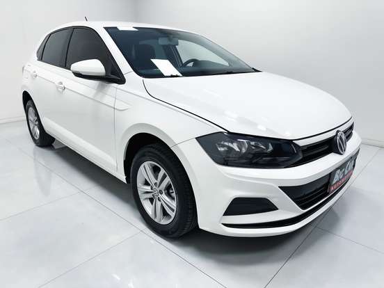 VOLKSWAGEN-POLO-2020