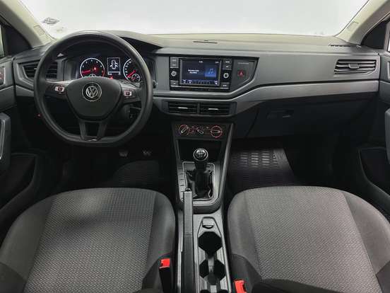 VOLKSWAGEN-POLO-2020