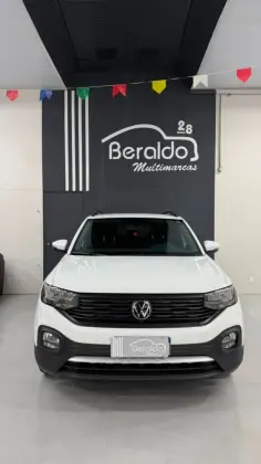 VOLKSWAGEN T-CROSS 1.0 200 TSI TOTAL FLEX AUTOMÁTICO VOLKSWAGEN T-CROSS 1.0 200 TSI TOTAL FLEX AUTOMÁTICO