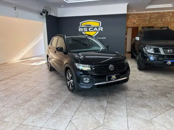VOLKSWAGEN T-CROSS 1.0 200 TSI TOTAL FLEX AUTOMÁTICO VOLKSWAGEN T-CROSS 1.0 200 TSI TOTAL FLEX AUTOMÁTICO