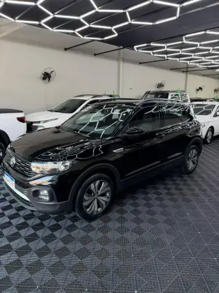 VOLKSWAGEN T-CROSS 1.0 200 TSI TOTAL FLEX COMFORTLINE AUTOMÁTICO VOLKSWAGEN T-CROSS 1.0 200 TSI TOTAL FLEX COMFORTLINE AUTOMÁTICO