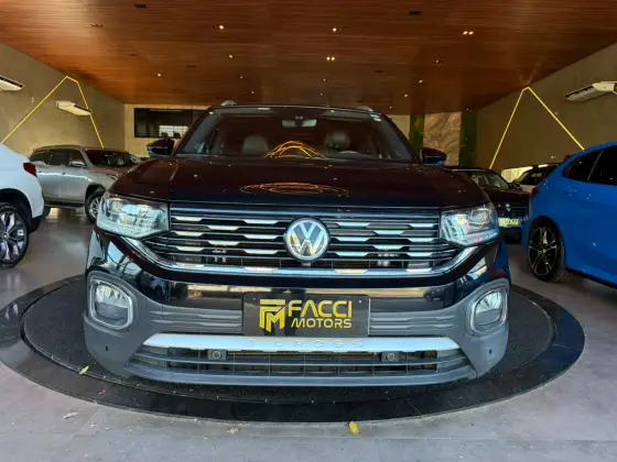 VOLKSWAGEN T-CROSS 1.4 250 TSI TOTAL FLEX HIGHLINE AUTOMÁTICO