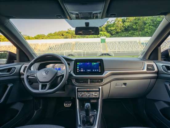 VOLKSWAGEN-T-CROSS-2026