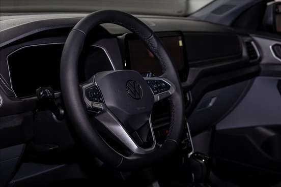 VOLKSWAGEN-T-CROSS-2026