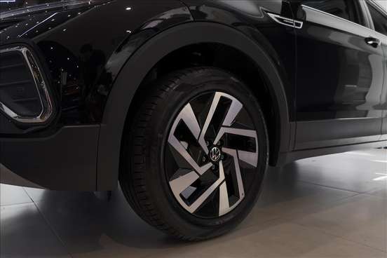 VOLKSWAGEN-T-CROSS-2026