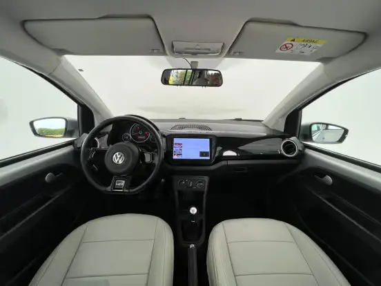 VOLKSWAGEN-UP-1.0 TSI MOVE UP 12V FLEX 4P MANUAL VOLKSWAGEN-UP-2016