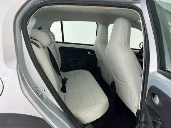 VOLKSWAGEN-UP-1.0 TSI MOVE UP 12V FLEX 4P MANUAL VOLKSWAGEN-UP-2016