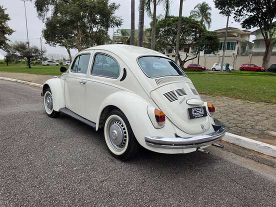 VOLKSWAGEN-FUSCA-1975