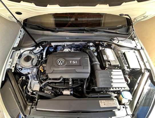 VOLKSWAGEN-GOLF-2.0 350 TSI GASOLINA GTI DSG VOLKSWAGEN-GOLF-2019