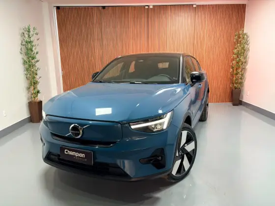 VOLVO C40 P8 RECHARGE TWIN ELECTRIC ULTIMATE AWD