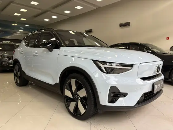 VOLVO XC40 P8 RECHARGE TWIN ELECTRIC ULTIMATE AWD