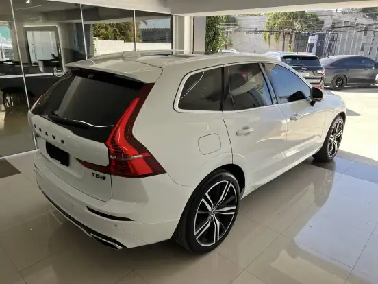 VOLVO-XC60-2.0 T5 GASOLINA R-DESIGN AWD GEARTRONIC VOLVO-XC60-2018