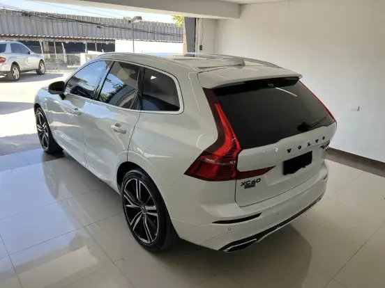 VOLVO-XC60-2.0 T5 GASOLINA R-DESIGN AWD GEARTRONIC VOLVO-XC60-2018