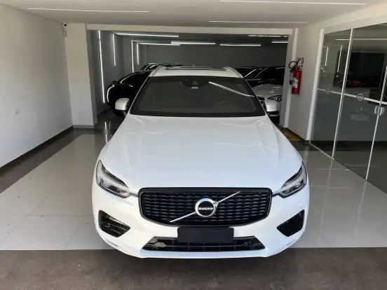 VOLVO-XC60-2.0 T5 GASOLINA R-DESIGN AWD GEARTRONIC VOLVO-XC60-2018