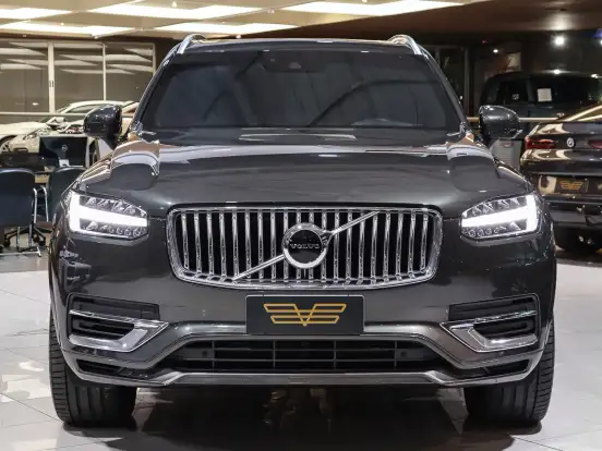 VOLVO-XC90-2022
