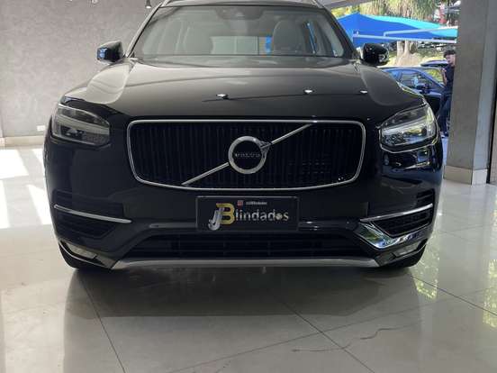 VOLVO-XC90-2015