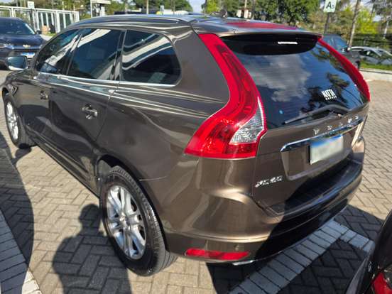 VOLVO-XC60-2.0 T5 DYNAMIC FWD TURBO GASOLINA 4P AUTOMÁTICO VOLVO-XC60-2014