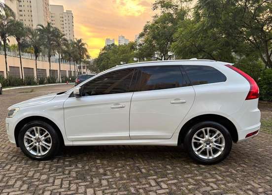 VOLVO-XC60-2.0 T5 DYNAMIC FWD TURBO GASOLINA 4P AUTOMÁTICO VOLVO-XC60-2014
