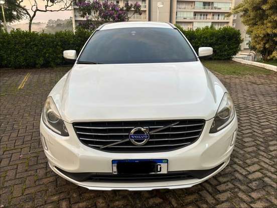 VOLVO-XC60-2014
