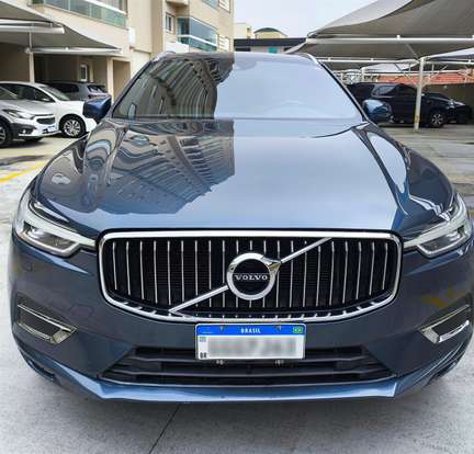 VOLVO-XC60-2018