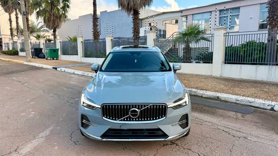 VOLVO XC60 2.0 T8 RECHARGE PLUS AWD GEARTRONIC