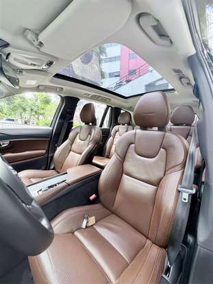 VOLVO-XC90-2019