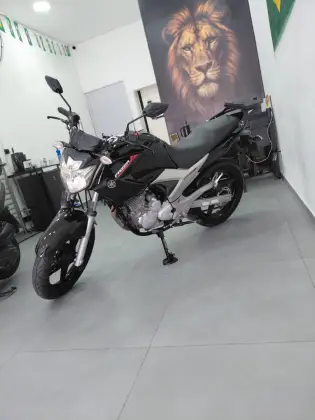 YAMAHA FAZER 250IE LIMITED EDITION YAMAHA FAZER 250IE LIMITED EDITION