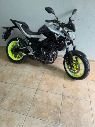 YAMAHA MT-03 ABS YAMAHA MT-03 ABS