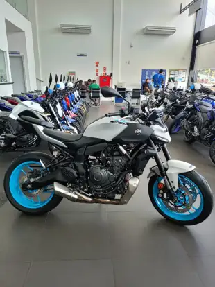 YAMAHA-MT-07 CONNECTED ABS-2026