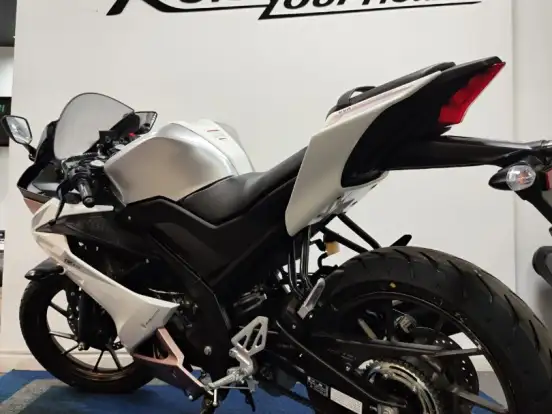 YAMAHA-YZF R15 YAMAHA-YZF R15-2026
