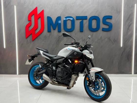 YAMAHA MT-07 CONNECTED ABS 
