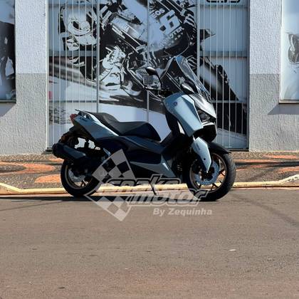 YAMAHA XMAX 300 CONNECTED ABS 