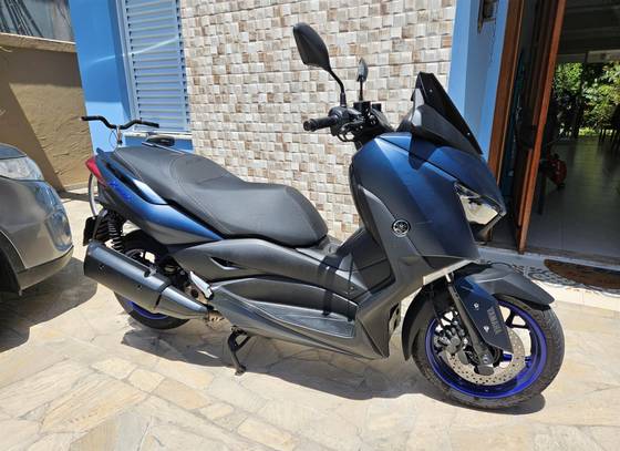 YAMAHA XMAX ABS 