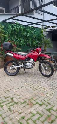 YAMAHA-XTZ 250 LANDER-2006