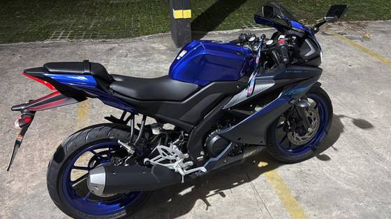 YAMAHA YZF R15 