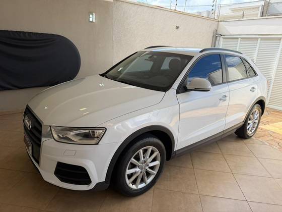 AUDI Q3 1.4 TFSI ATTRACTION GASOLINA 4P S TRONIC