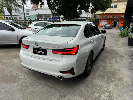 BMW 320i 2.0 16V TURBO FLEX GP AUTOMÁTICO BMW 320i 2.0 16V TURBO FLEX GP AUTOMÁTICO