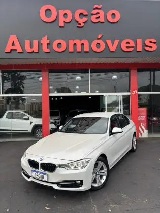 BMW 320i 2.0 16V TURBO GASOLINA 4P AUTOMÁTICO BMW 320i 2.0 16V TURBO GASOLINA 4P AUTOMÁTICO