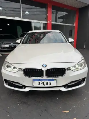 BMW-320i-2013