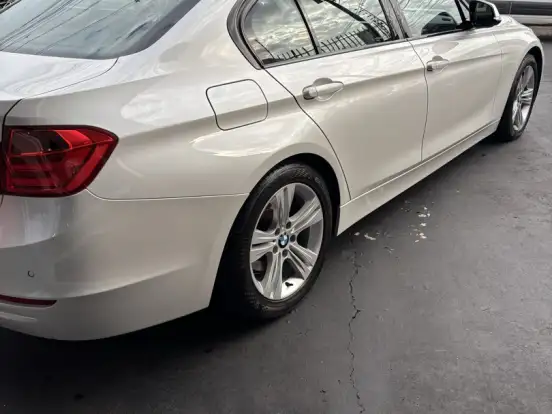 BMW-320i-2.0 16V TURBO GASOLINA 4P AUTOMÁTICO BMW-320i-2013