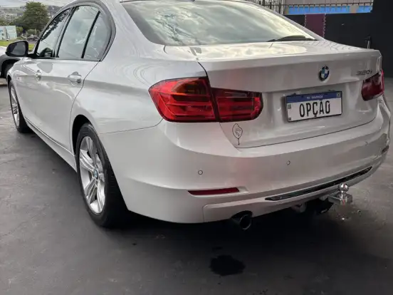 BMW-320i-2.0 16V TURBO GASOLINA 4P AUTOMÁTICO BMW-320i-2013
