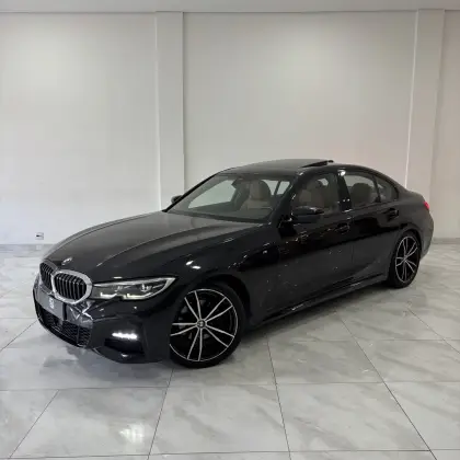BMW 320i 2.0 16V TURBO GASOLINA M SPORT AUTOMÁTICO BMW 320i 2.0 16V TURBO GASOLINA M SPORT AUTOMÁTICO