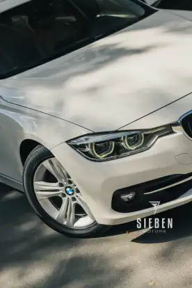 BMW-320i-2017