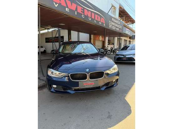 BMW-320i-2.0 16V TURBO GASOLINA 4P AUTOMÁTICO BMW-320i-2013