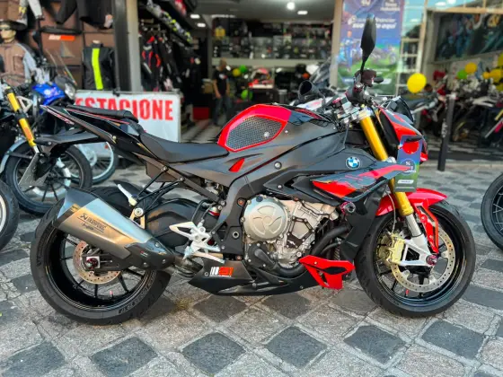 BMW S 1000 R BMW S 1000 R