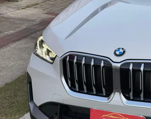 BMW-X1-2024