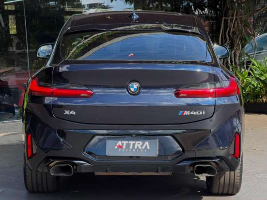 BMW-X4-2023