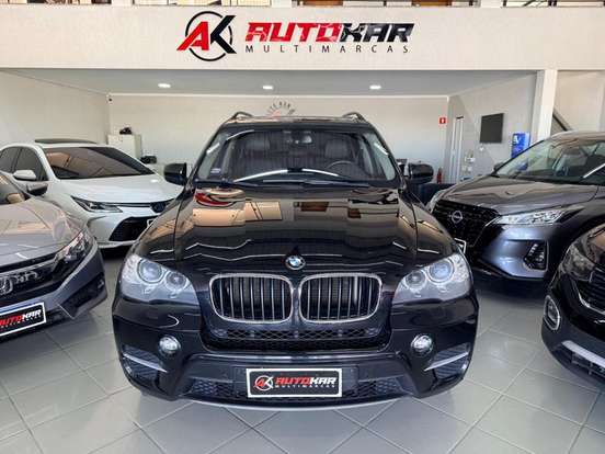 BMW-X5-2011